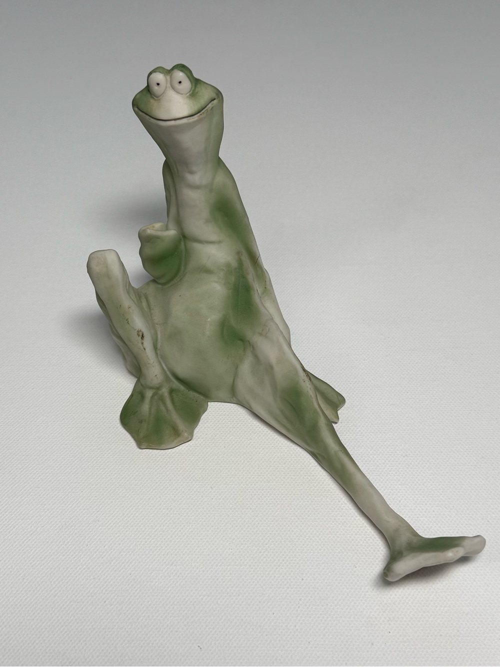 Vintage 1982 Frogg ceramic figurine Jessica DeStefano Historic Providence Mint